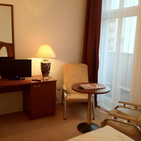 Baerliner Pension Berlín Habitación foto